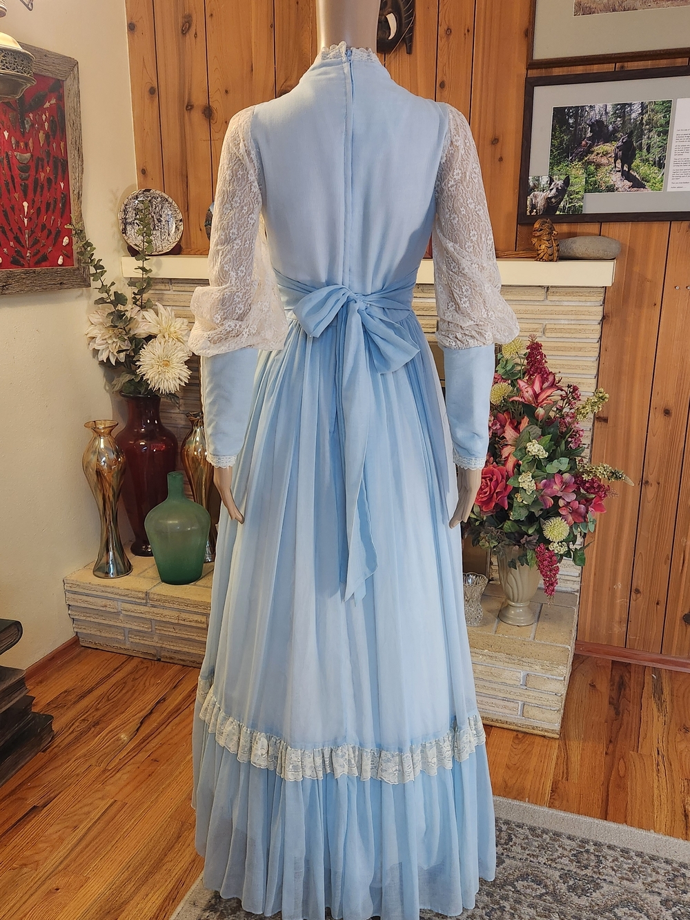 Vintage 70s Gunne Sax Corset Gown in Powder Blue - Picture 3 of 12